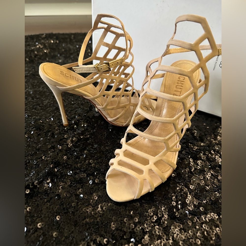 SCHUTZ heels
